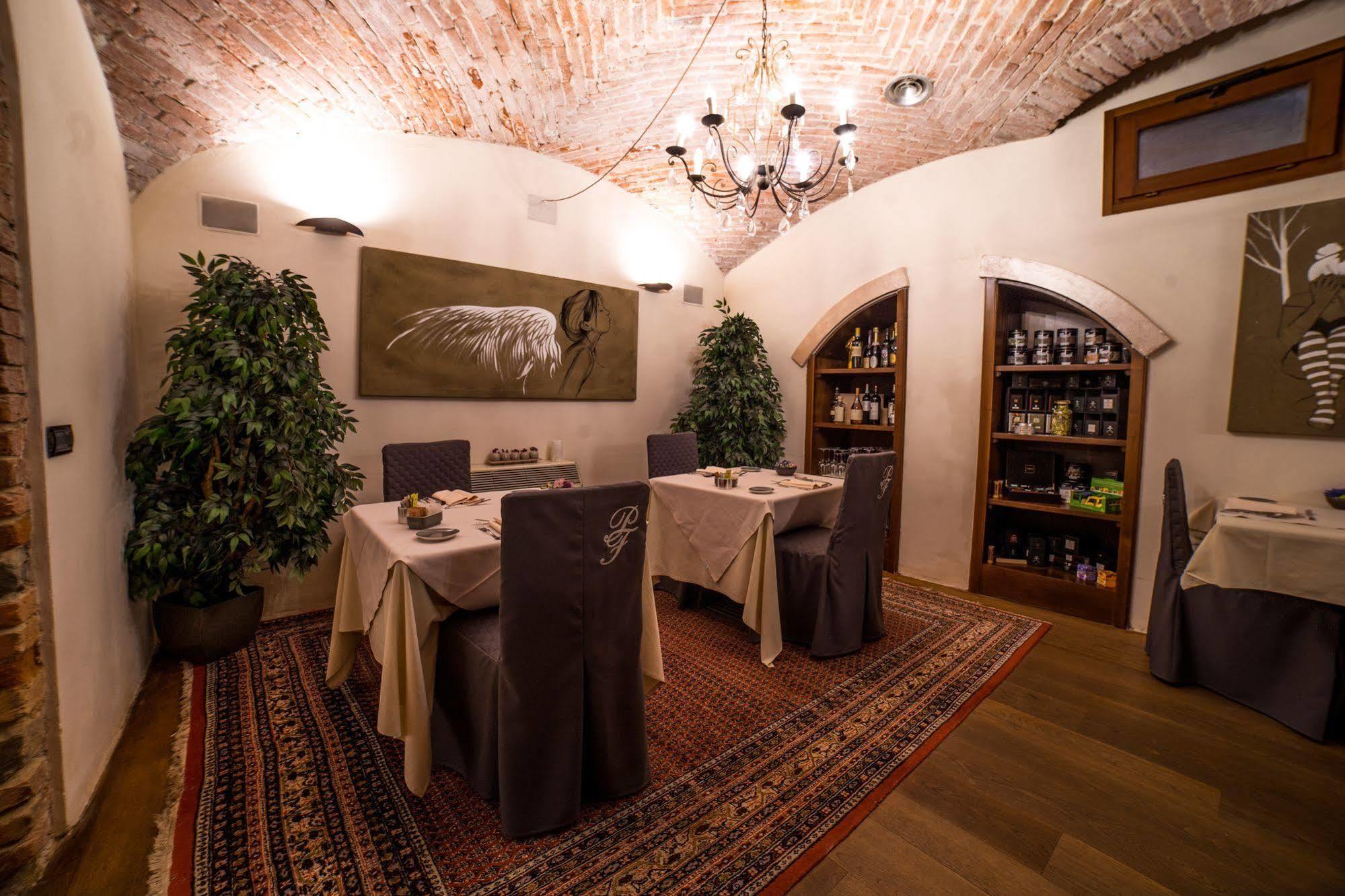 阿尔巴（皮埃蒙特）菲纳蒂宫（Palazzo Finati Bed&Breakfast Alba）